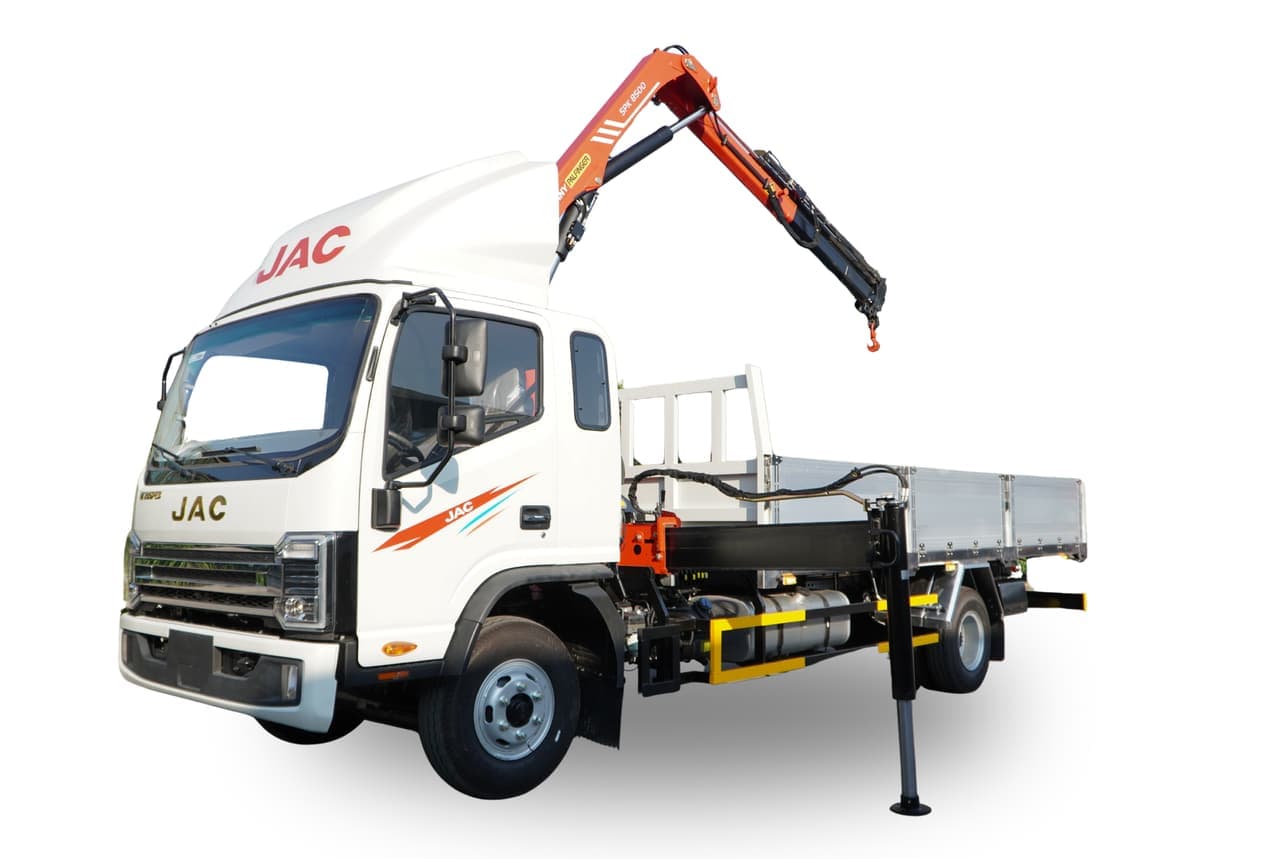 Xe tải JAC N750 Plus E5A gắn cẩu gập Palfinger SPK8500B (3,3 tấn)